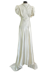 Beautiful 1930s Ivory Silky Rayon Wedding Gown w Train, Puffed Cap Sleeves & Romantic Rosette Detailing