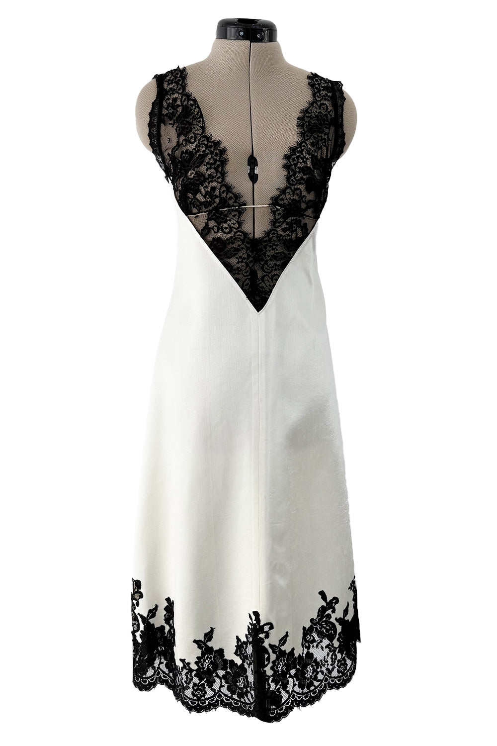 Spring 2016 Celine by Pheobe Philo Runway White Silk & Black Lace Plun –  Shrimpton Couture