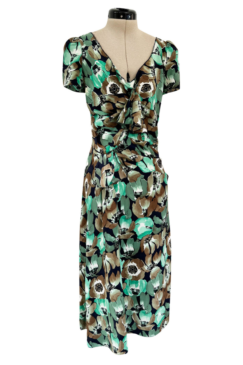Prettiest 2019/2020 Prada 40s Inspired Lightweight Silk Dress w Green Shrimpton Couture Prettiest 2019/2020 Prada 40s Inspired Lightweight Silk Dress w Green Shrimpton Couture