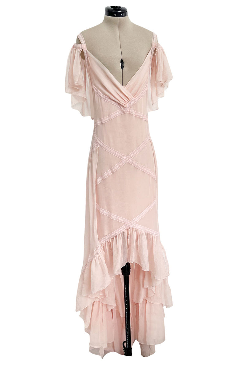 Exceptional Spring 2005 Chanel by Karl Lagerfeld Runway Blush Pink Crepe  Silk Chiffon Dress