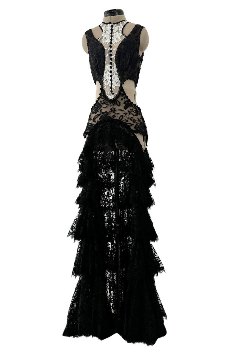 Exquisite Spring 2016 Alexander McQueen by Sarah Burton Runway Look 34 Black & White Lace Cut Out Dress