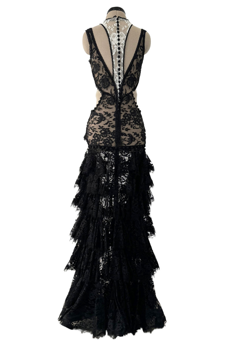 Exquisite Spring 2016 Alexander McQueen by Sarah Burton Runway Look 34 Black & White Lace Cut Out Dress