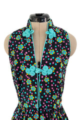 Prettiest Early 1970s Oscar de la Renta Floral Printed Halter Dress w Frog Knots & Open Back