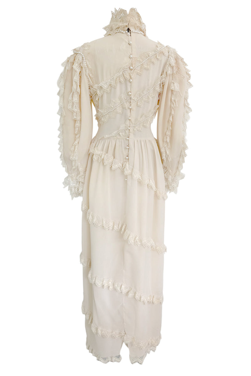 Incredibly Rare Fall 1979 Chloe by Karl Lagerfeld Couture Runway Ivory Chiffon & Lace Dress w pearl Details