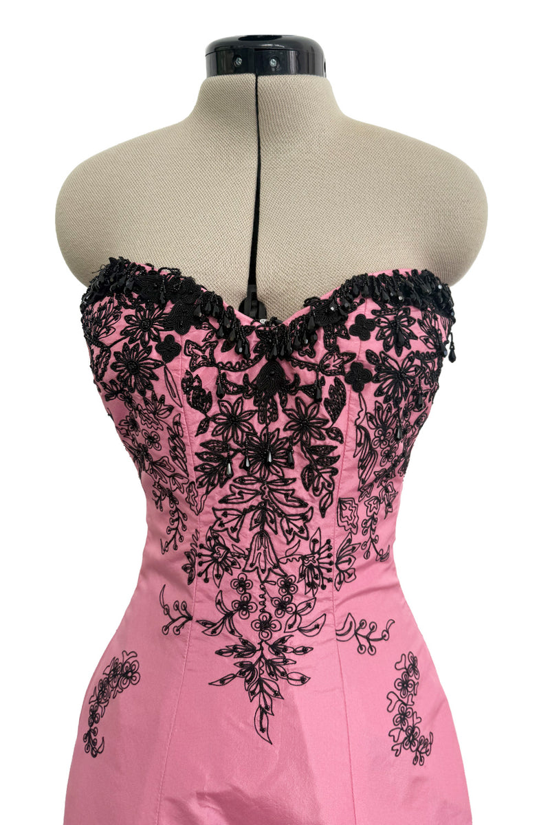 Exceptional Spring 2004 Oscar de la Renta Runway Look 39 Strapless Pink Silk w Black Embroidery & Beads
