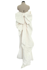 Gorgeous 2013 Lanvin Blanche by Alber Elbaz Strapless Ivory Silk Wedding Dress w Back Bow & Ruffle