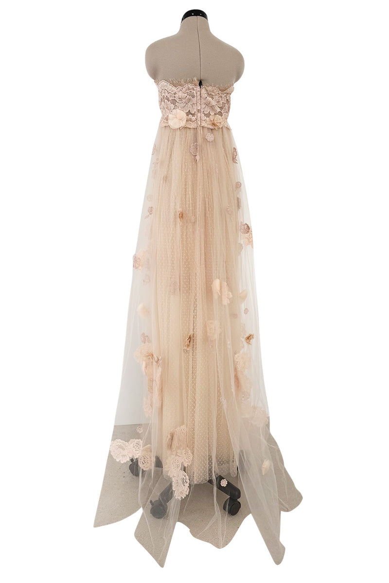 Magical 2012 Dolce & Gabbana Pinky Nude Tulle & Lace Flower Applique Strapless Dress