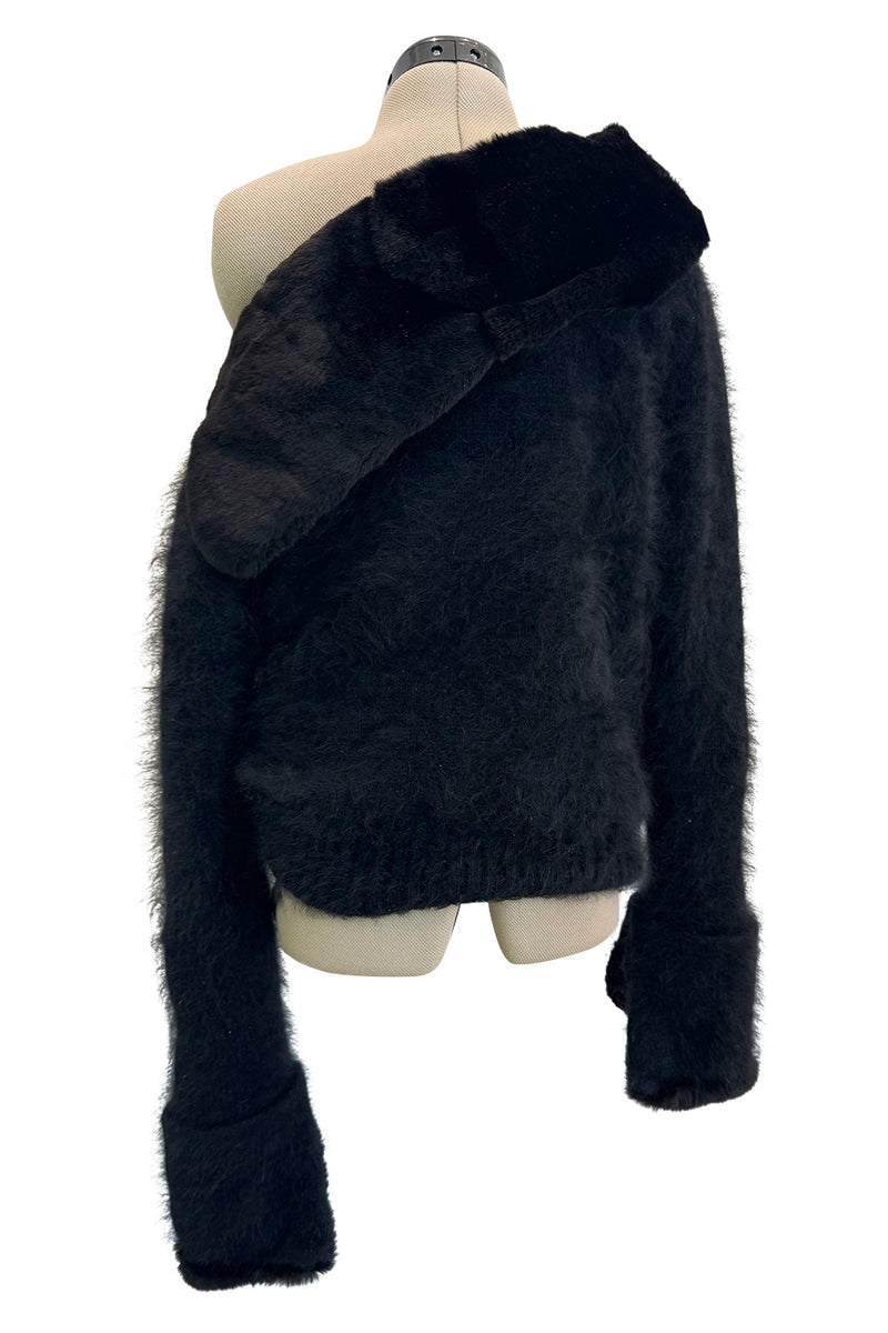 Fall 2001 Gucci by Tom Ford Runway Look 26 Sheared Mink & Softeest Black Angora Sweater