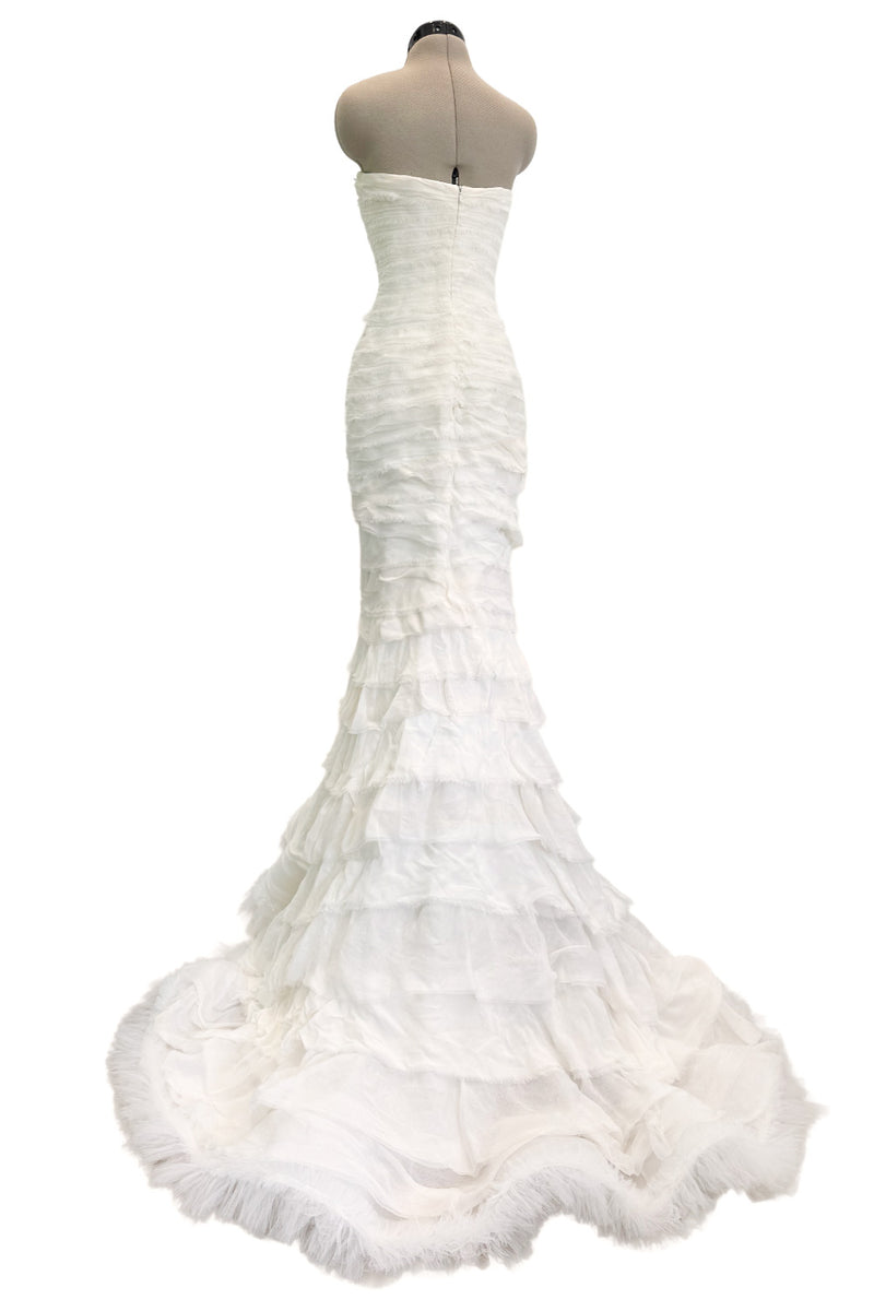 Divine Spring 2010 Oscar de la Renta Bridal Collection Strapless Ruffled Silk Organza, Silk Chiffon & Net Wedding Dress