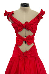 Iconic Spring 2002 Valentino Closing Look 94 Runway Red Silk Bow Dress