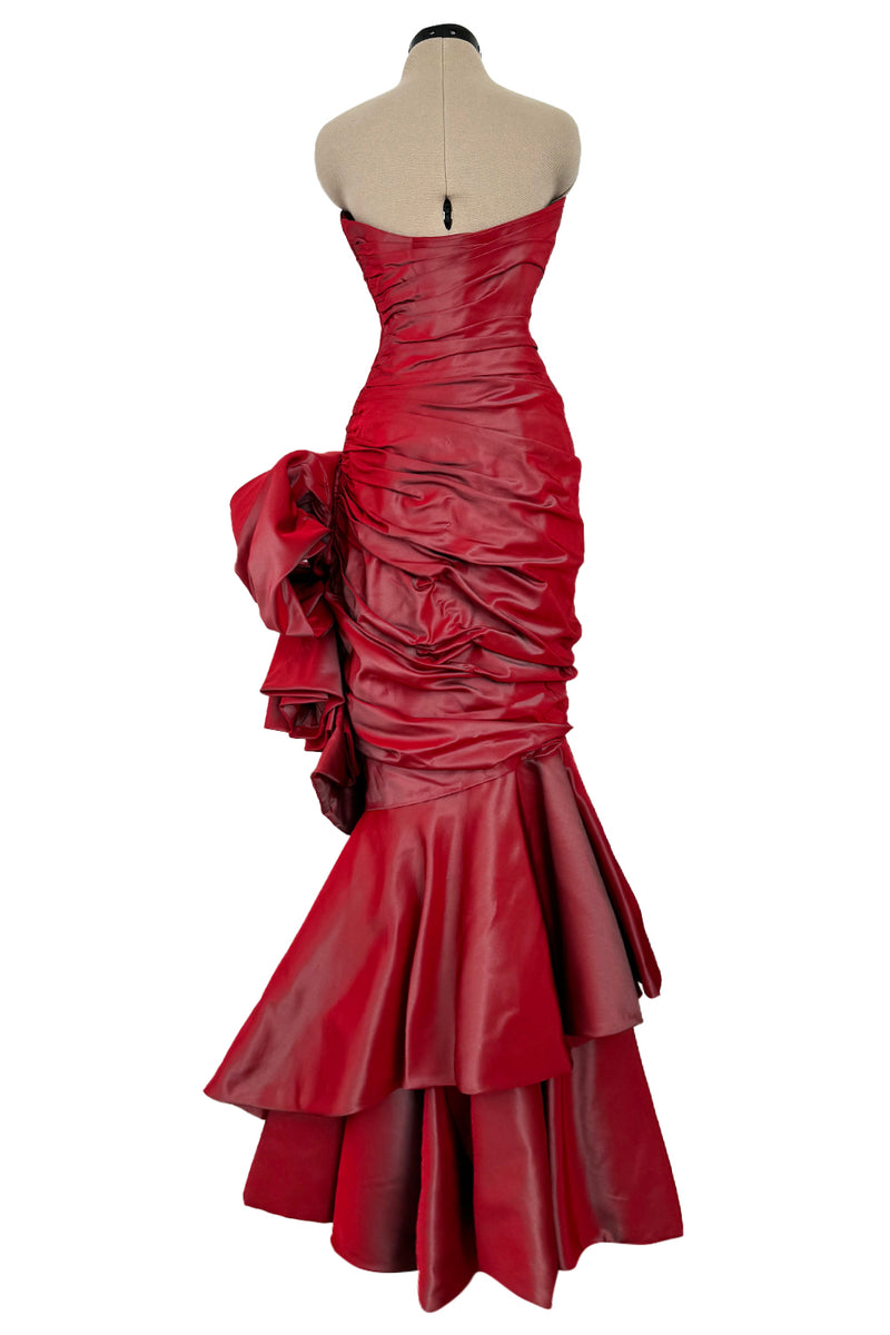 Exceptional Fall 1991 Emanuel Ungaro Haute Couture Runway Strapless Hand Draped Iridescent Silk Dress w Bow