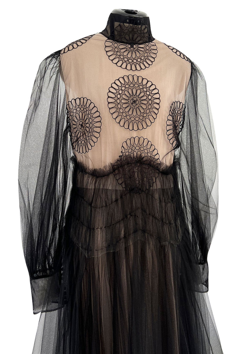 Incredible Spring 2017 Valentino Pierpaolo Piccioli Runway Black Embro Shrimpton Couture Incredible Spring 2017 Valentino Pierpaolo Piccioli Runway Black Embro Shrimpton Couture