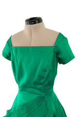 Unusual 1950s Symphony Fashions Brilliant Green Hourglass Dress w Unusual Pleated Skirt