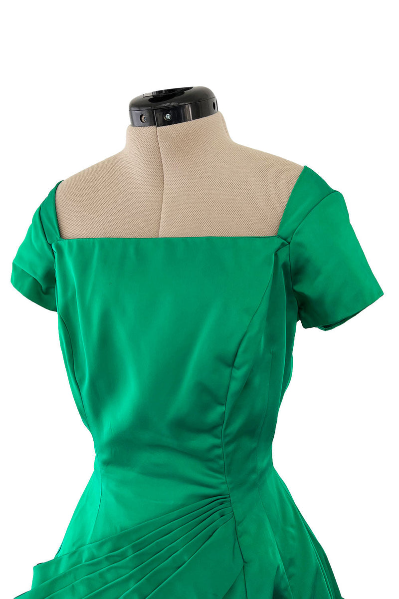 Unusual 1950s Symphony Fashions Brilliant Green Hourglass Dress w Unus Shrimpton Couture Unusual 1950s Symphony Fashions Brilliant Green Hourglass Dress w Unus Shrimpton Couture