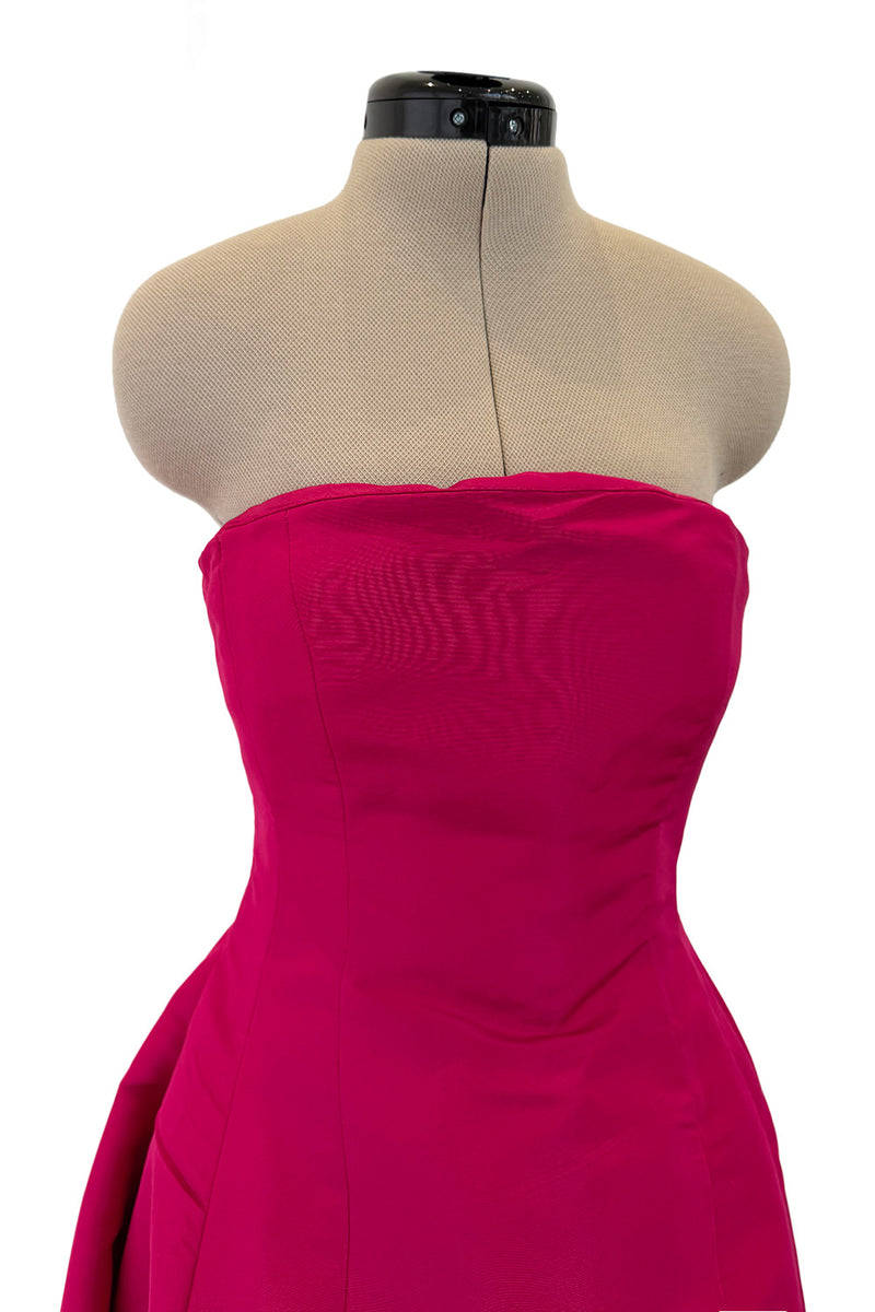 Gorgeous 1980s Oscar de la Renta Deep Fuchsia Pink Silk Strapless Silk Dress w Full Skirt