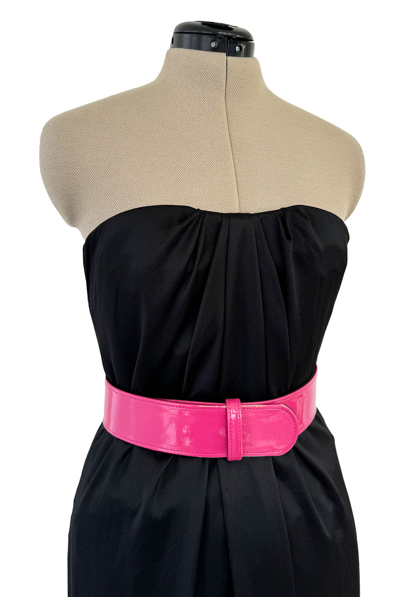 Fabulous 2008 Alexander McQueen Strapless Black Silk Dress w Vibrant Pink Patent Leather Belt