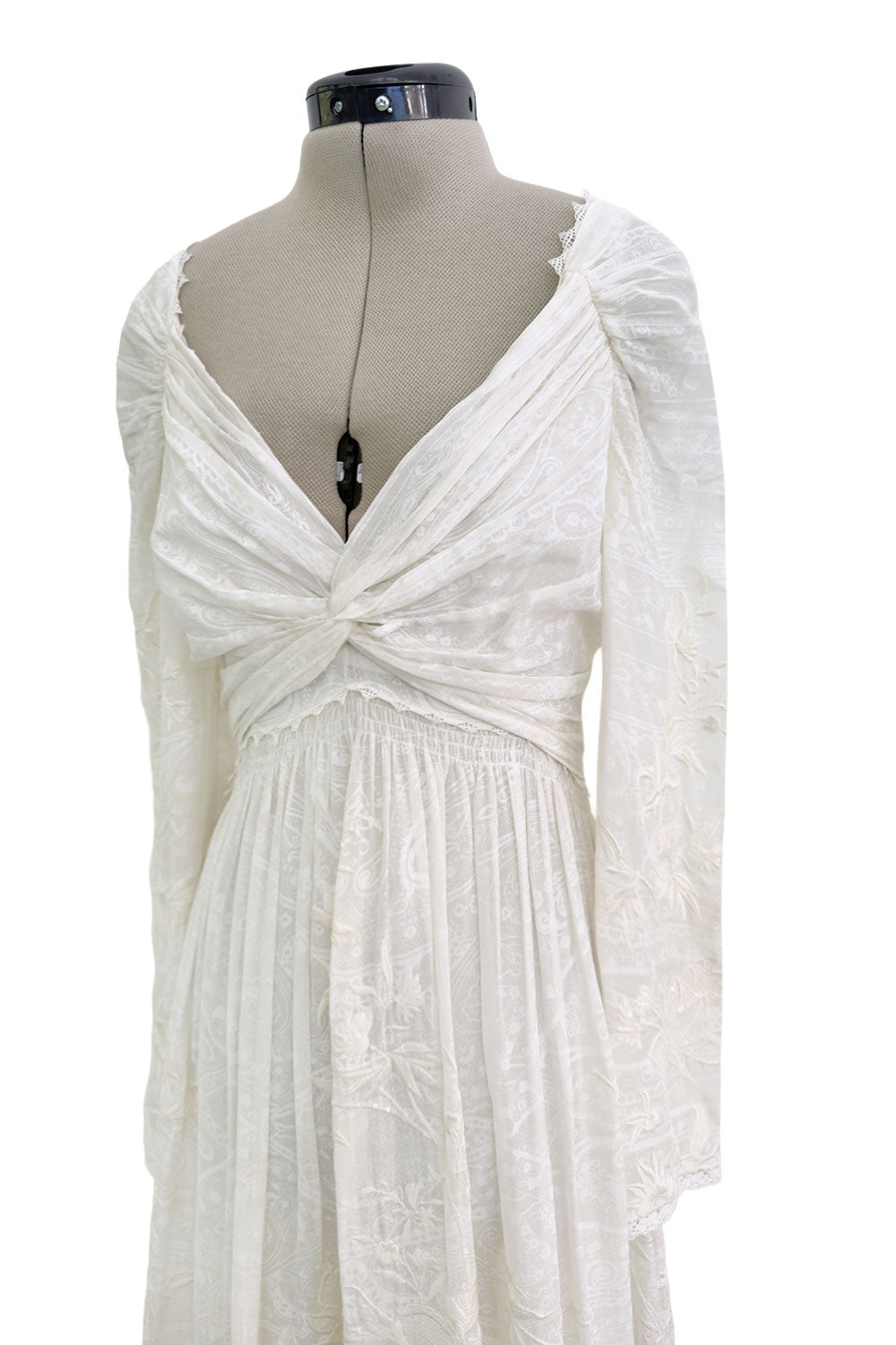 etro embroidered tiered dress Spring 2018 by Veronica Etro Runway Look 3 White Cotton Gauze Dre – Shrimpton Couture collector piece and a flattering tie Dresses – House of Color:dusty rose