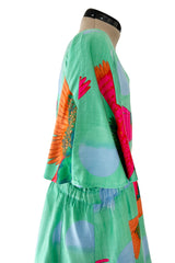 Prettiest 1970s Hanae Mori Green & Tropical Bird Printed Caftan Dress w Curved Sleeves