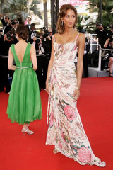 Phenomenal Spring 2006 Roberto Cavalli Pink Floral Print on Ivory Jersey Dress (Copy)