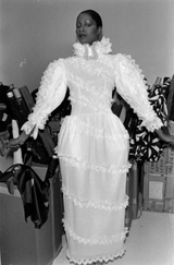 Incredibly Rare Fall 1979 Chloe by Karl Lagerfeld Couture Runway Ivory Chiffon & Lace Dress w pearl Details