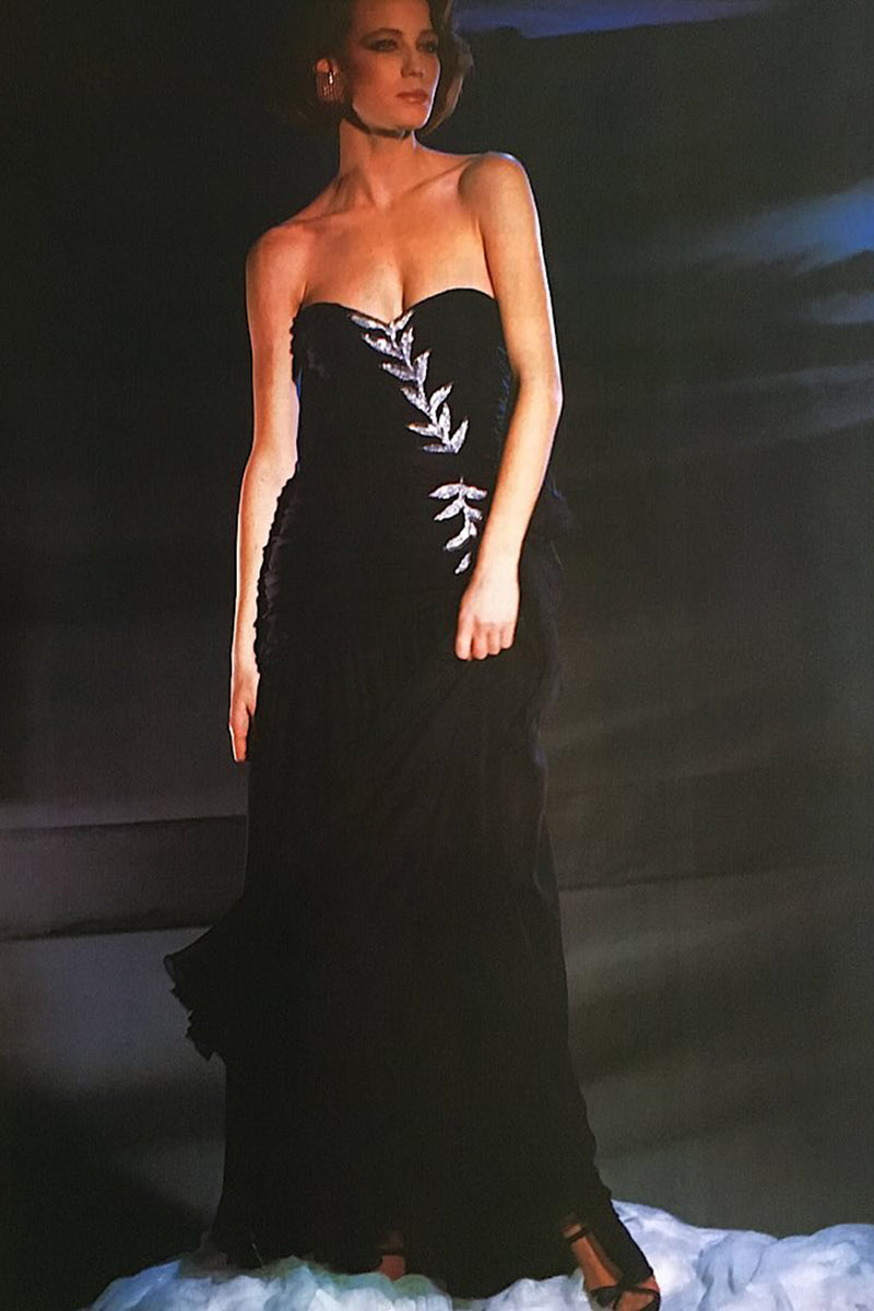 Ethereal Spring 1984 Nina Ricci by Gerard Pipart Haute Couture Runway –  Shrimpton Couture