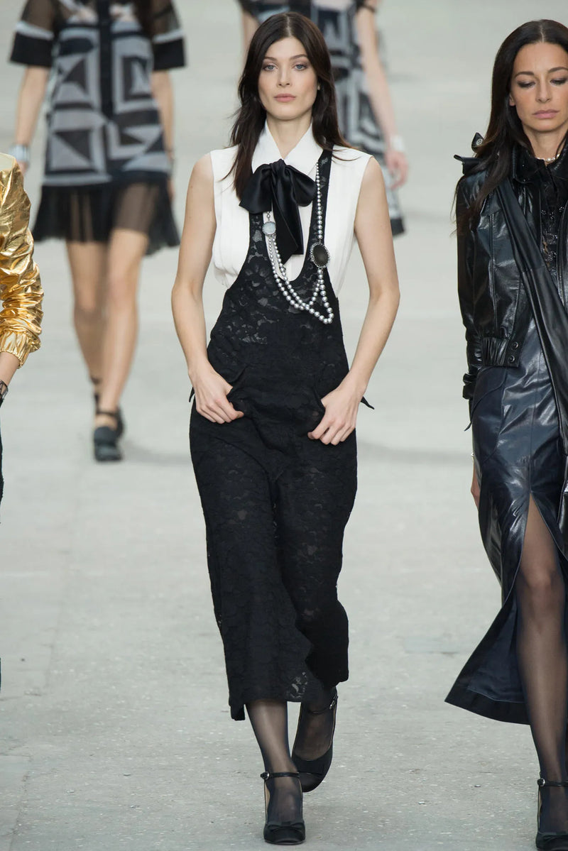 Spring 2015 Chanel by Karl Lagerfeld Runway White Crepe de Chine Pleated Blouse W Handmade Camellia Buttons