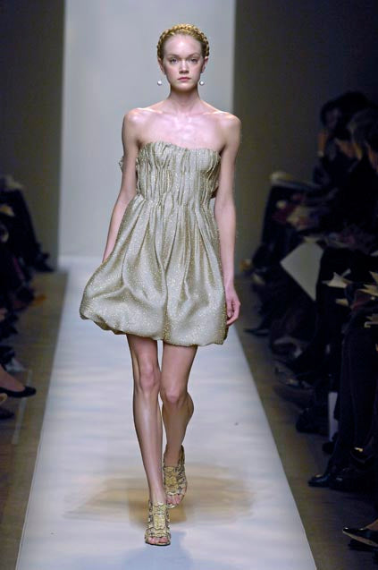 Fall 2007 Bottega Veneta by Tomas Maier Strapless Gold Metallic Dress w Puffed Skirt