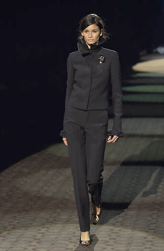 Minimalist Fall 2000 Gucci by Tom Ford Runway Look 3 Black Pant Suit w Leather Collar Detailing