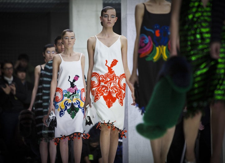 Exceptional Spring 2011 Prada Runway & Ad Campaign Embroidered White Dress