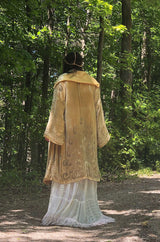 Exceptional 1920s Gold Silk Velvet Beaded Art Deco Wide Sleeve Coat