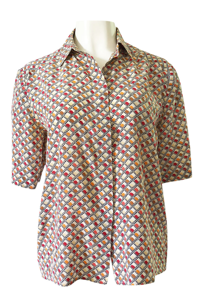 1970s Chloe Silk Geometric Earth Tones Print Short Sleeve Top