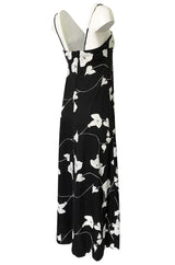 1970s Luis Estevez Black & White Lilly Print Easy to Wear Jersey Dress