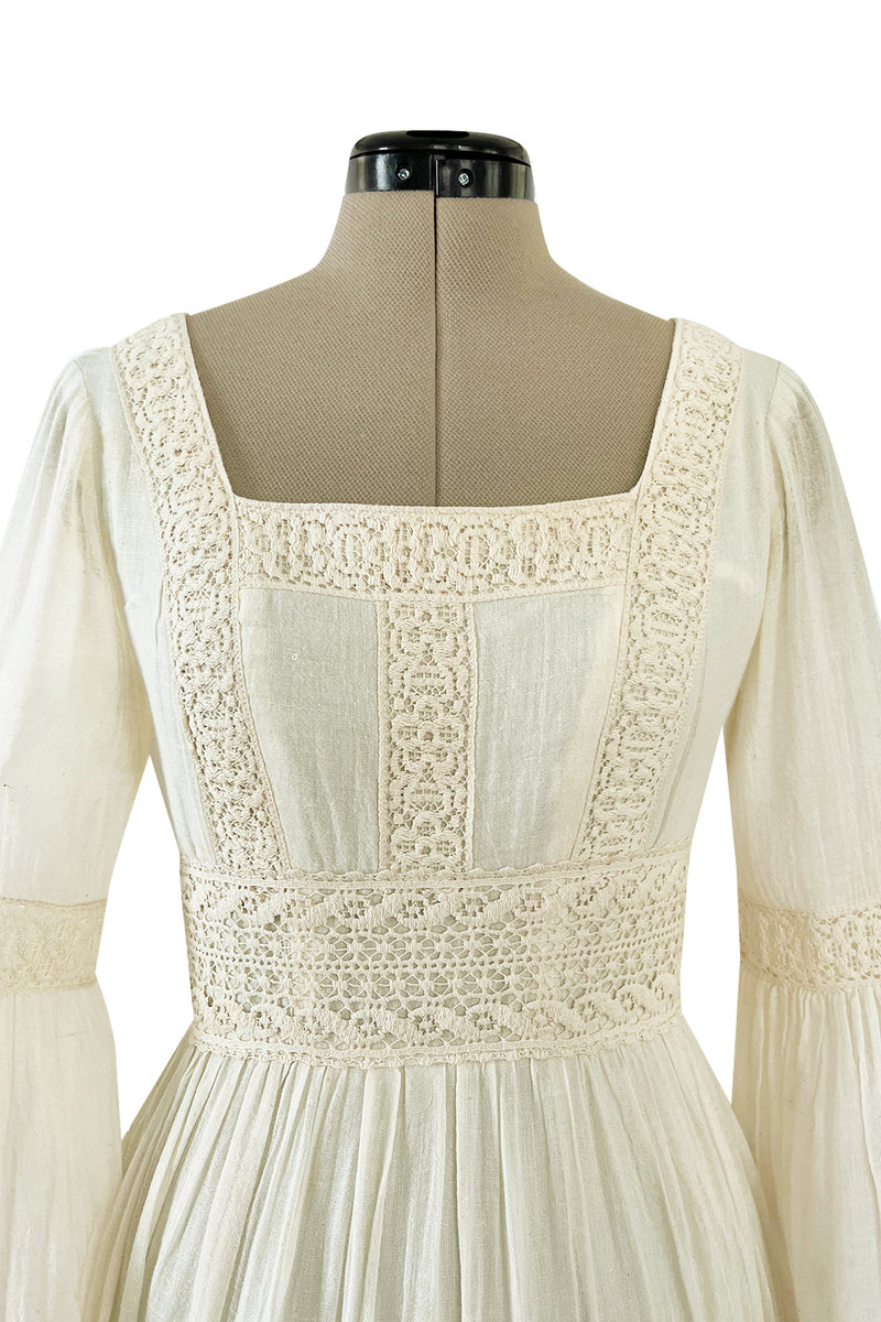 Romantic 1970s Victor Costa Mexican Wedding Dress Feel Ivory Cotton Gauze & Lace  Dress