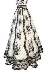 Magnificent Spring 2003 Oscar de la Renta Runway Look 59 White Net & Black Embroidery Dress