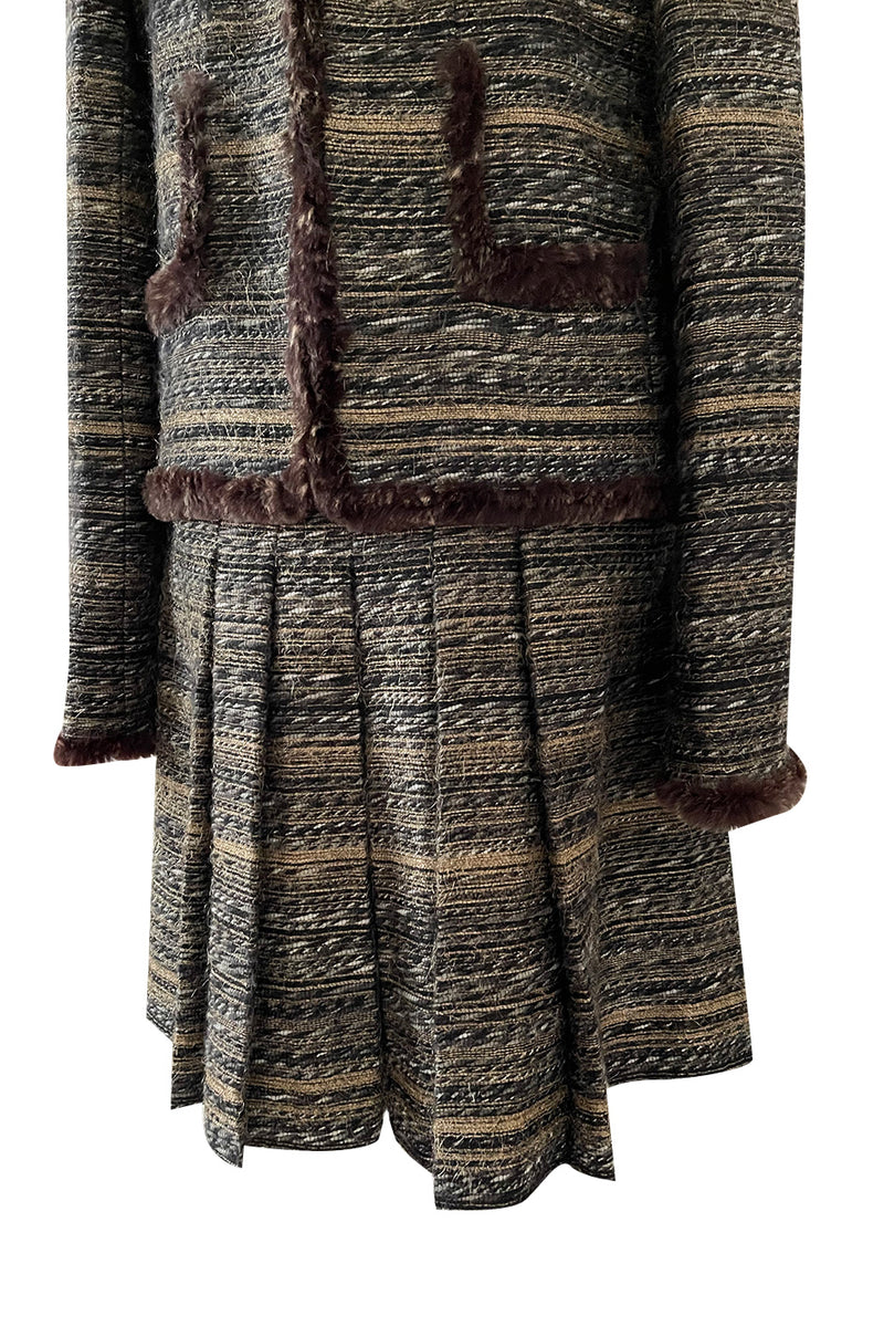 Stunning Fall 2005 Chanel Metallic Silk Mohair Fur Trimmed Tweed Jacket & Pleated Skirt Suit