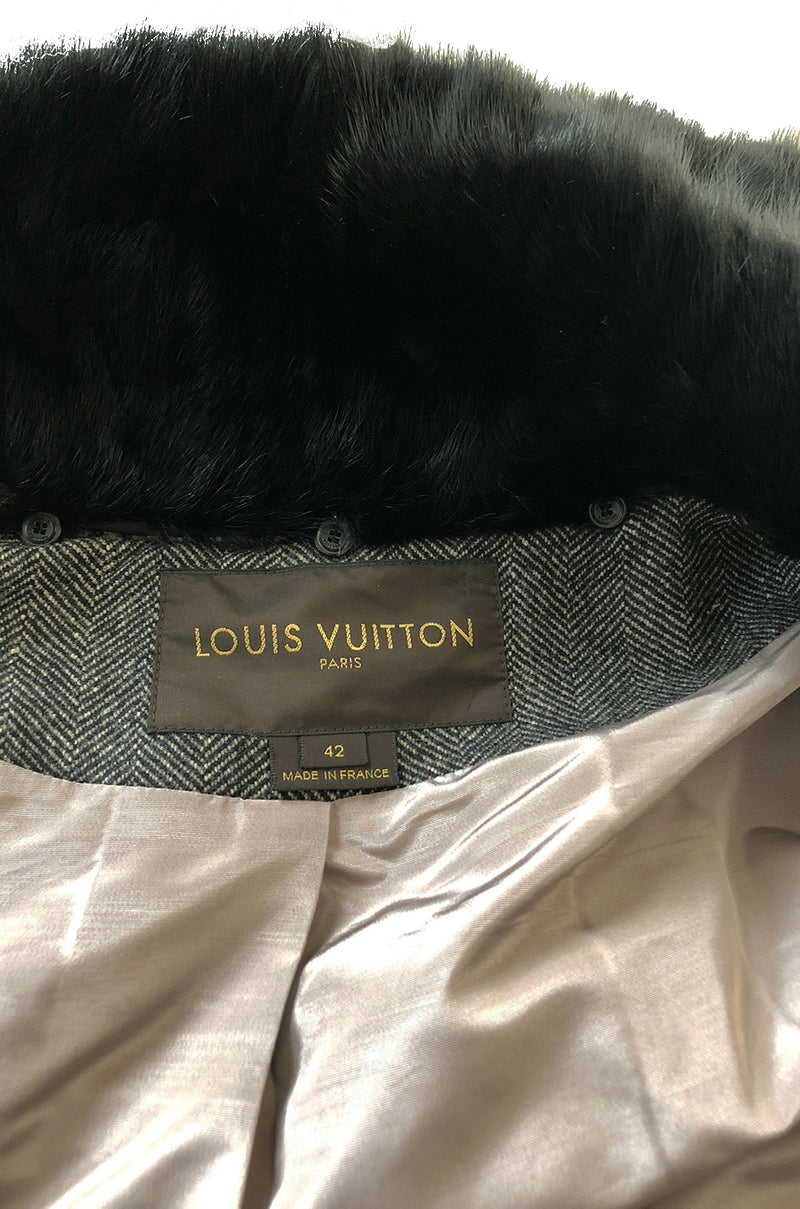 Fall 2006 Louis Vuitton Tweed Boucle Coat with Detachable Collar