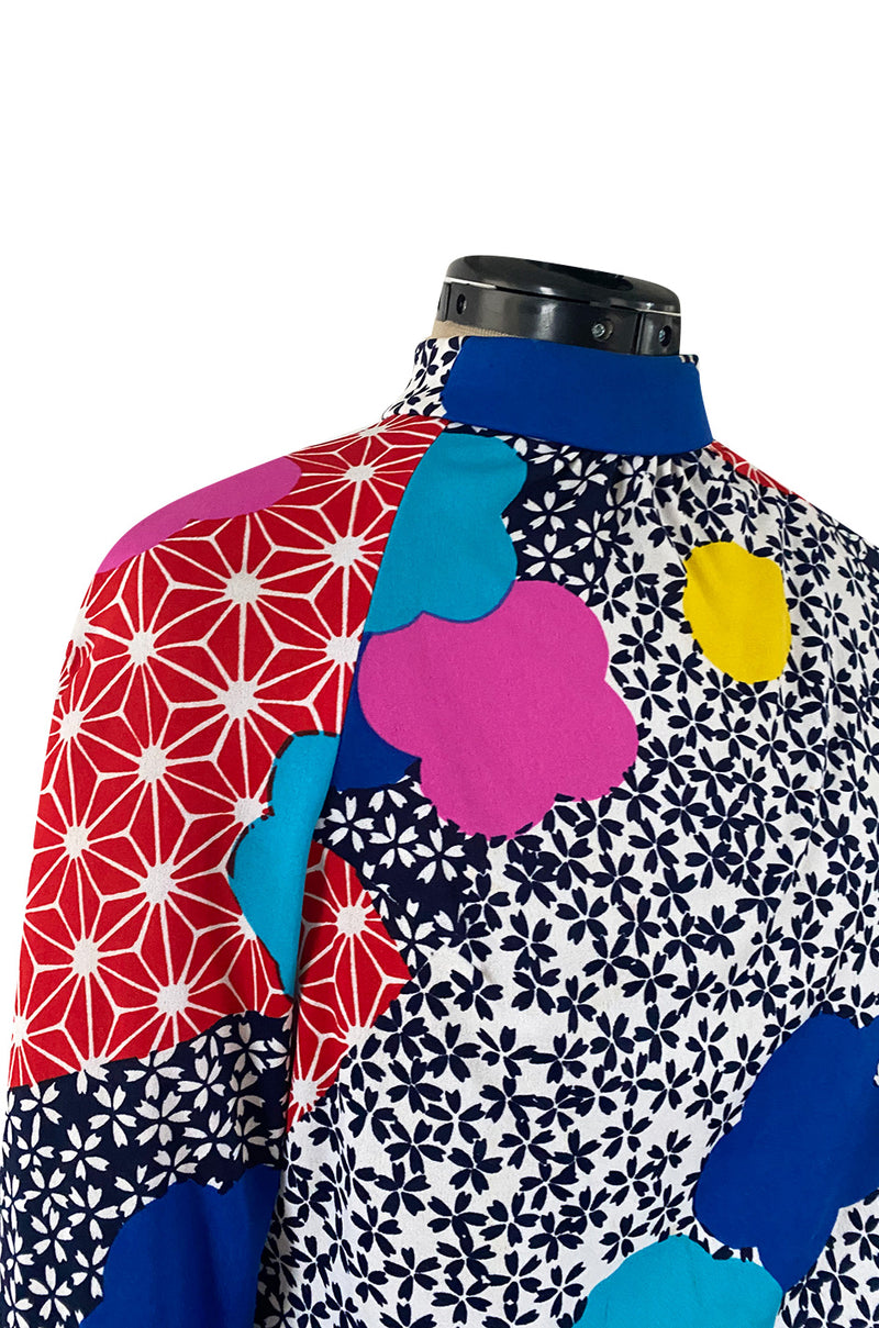 Fantastic 1970s Hanae Mori Bright Floral Print Jersey Pant & Top Set w Signed Belt