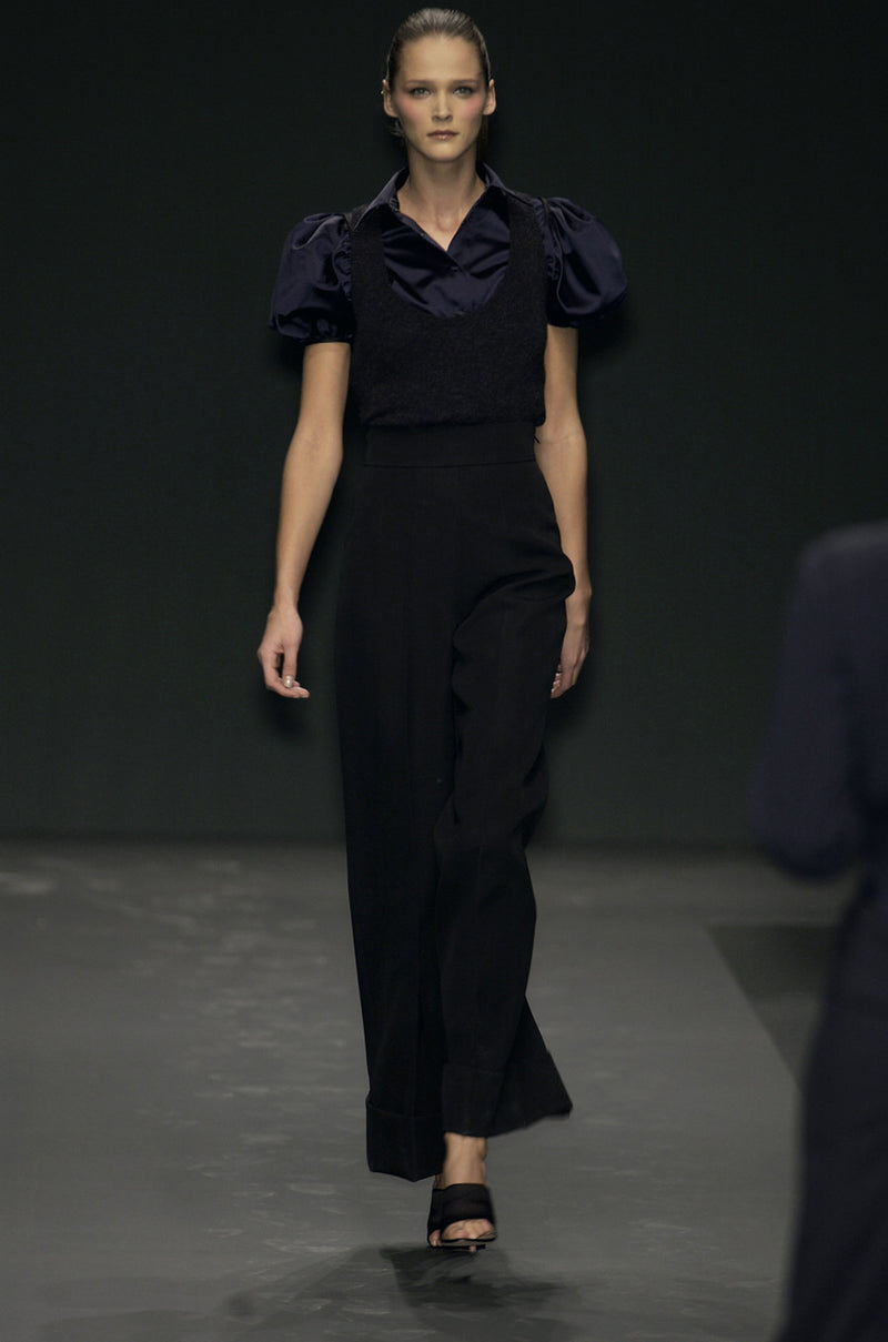 F/W 2002 Prada Runway Look 19 Navy Top & Black Pants Set