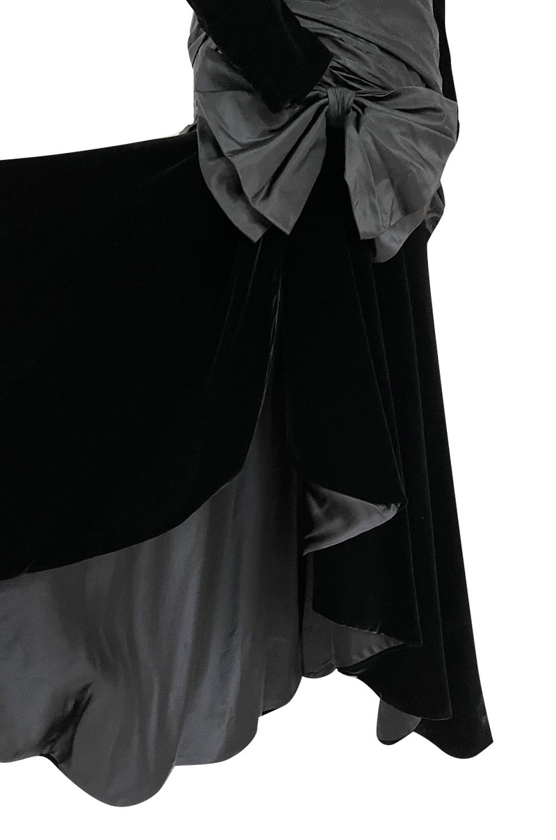 Dramatic 1980s Nina Ricci Black Velvet & Silk Taffeta Dress w Fabulous Sleeves & Slit Skirt
