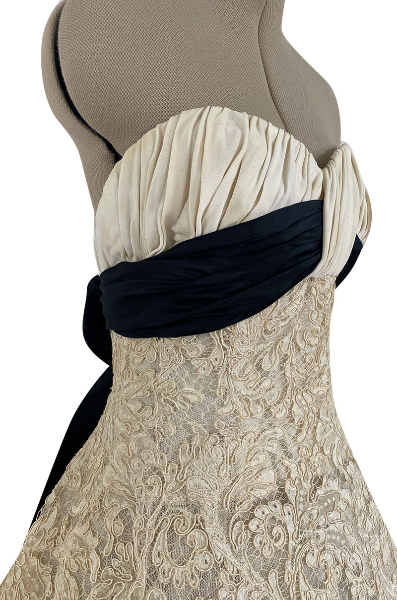 Exceptional Spring 1956 Pierre Balmain Haute Couture Strapless French Alencon Lace & Silk Organza Dress
