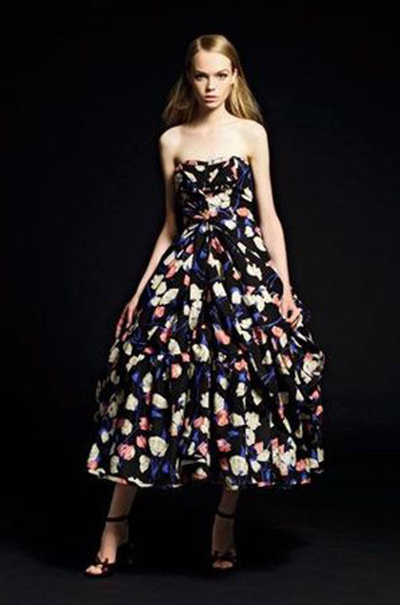 Iconic Resort 2008 Prada Runway & Ad Campaign Silk Floral Couture Dres – Shrimpton Couture Iconic Resort 2008 Prada Runway & Ad Campaign Silk Floral Couture Dres – Shrimpton Couture