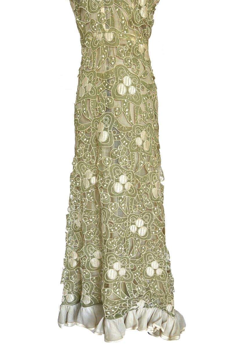 Early 1960s Carven Couture Pale Green Silk Organdy Embroidered Cut Out Shrimpton Couture Early 1960s Carven Couture Pale Green Silk Organdy Embroidered Cut Out Shrimpton Couture