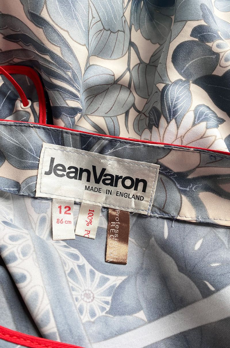 1970s Jean Varon Floral Printed Pale Blue Grey & Red Caftan w Red Piping & Long Tassel Details