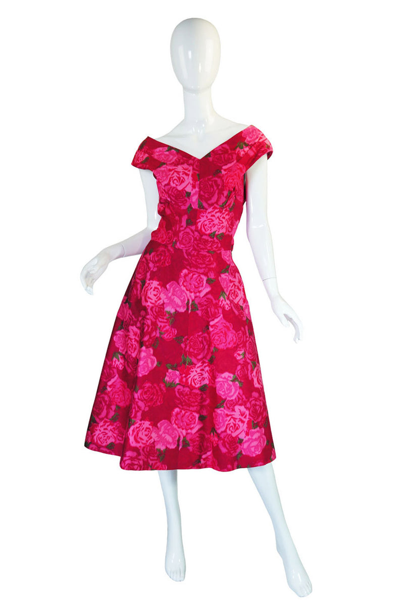 1950s Pink Floral Print Full Skirted Dress – Shrimpton Couture 1950s Pink Floral Print Full Skirted Dress – Shrimpton Couture