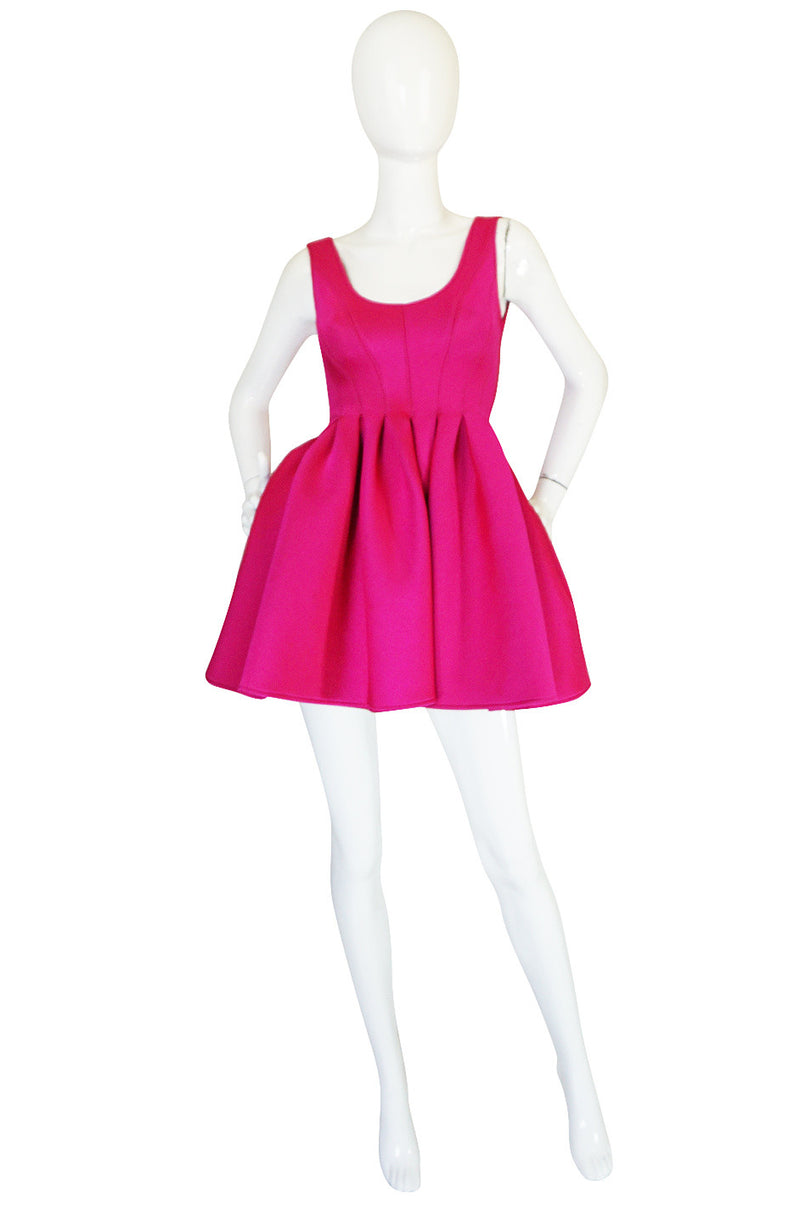 F/W 1994 Donna Karan Museum Held Neoprene Mini Dress – Shrimpton Couture