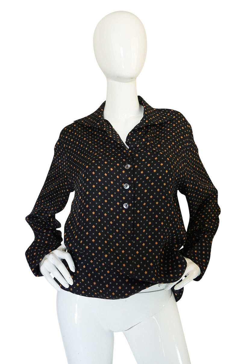 Gorgeous 1970s Print Chloe Black Silk Cuffed Top