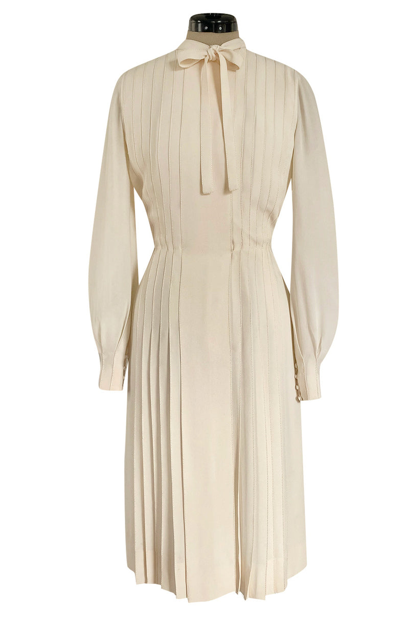 Spring 1976 Chanel Haute Couture Silk Ivory Dress w Hand Stitched Plea –  Shrimpton Couture