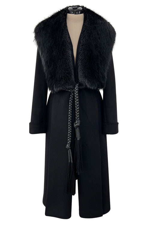 Incredible Fall 2006 Alexander McQueen Black Cashmere Coat w Detachable Fur Collar