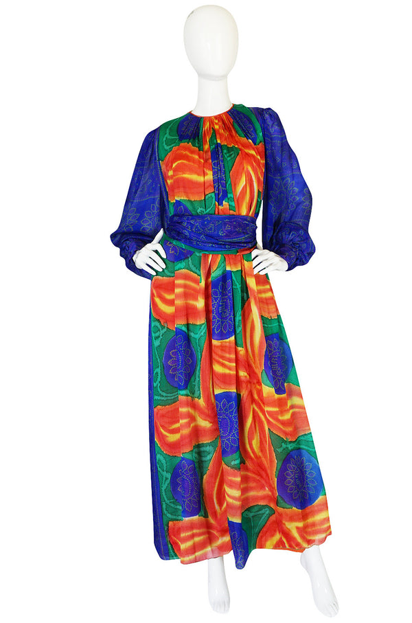 1970s Beautiful Tie Dye Silk Chiffon Caftan Dress