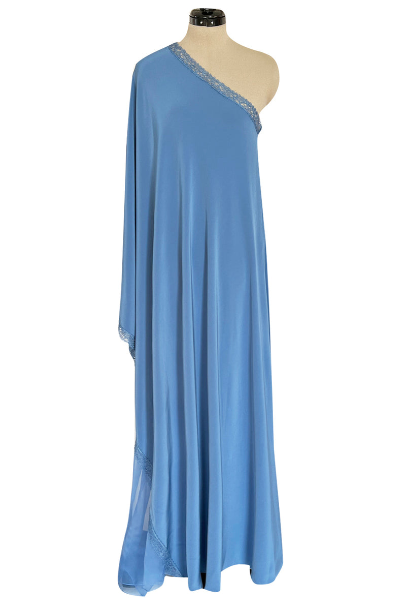 Beautiful Fall 2018 Alexis Mabille Dusty Blue One Shoulder Dress w Lac Shrimpton Couture Beautiful Fall 2018 Alexis Mabille Dusty Blue One Shoulder Dress w Lac Shrimpton Couture